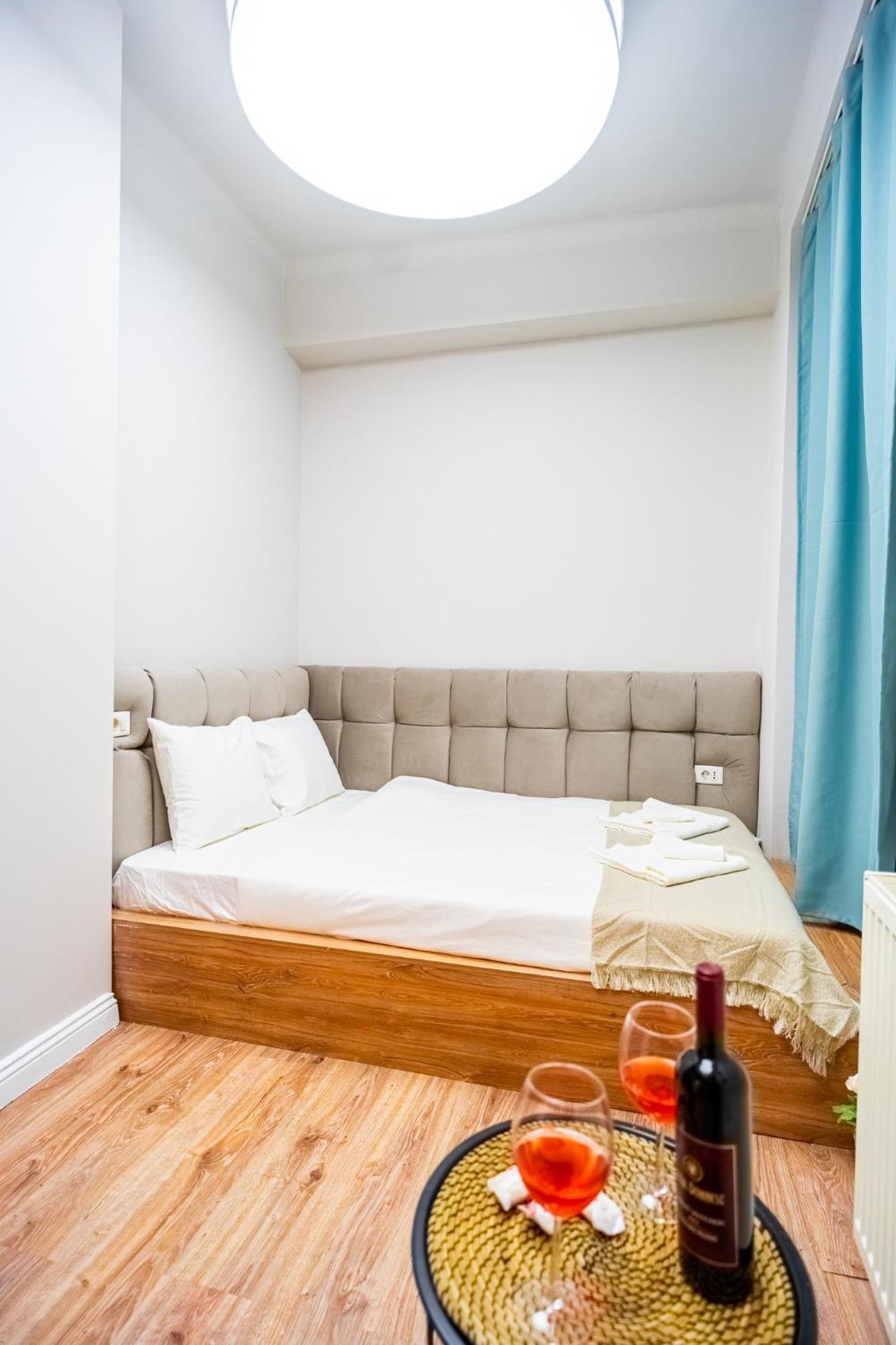 בוקרשט Cozy Apartments Near Calea Victoriei מראה חיצוני תמונה