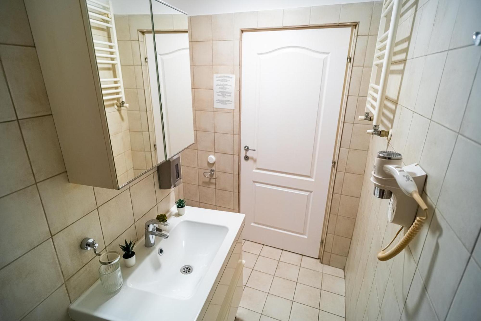 בוקרשט Cozy Apartments Near Calea Victoriei מראה חיצוני תמונה
